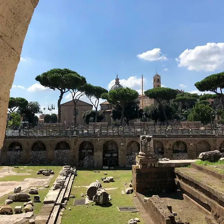 Romenjoy Colosseo Extérieur photo