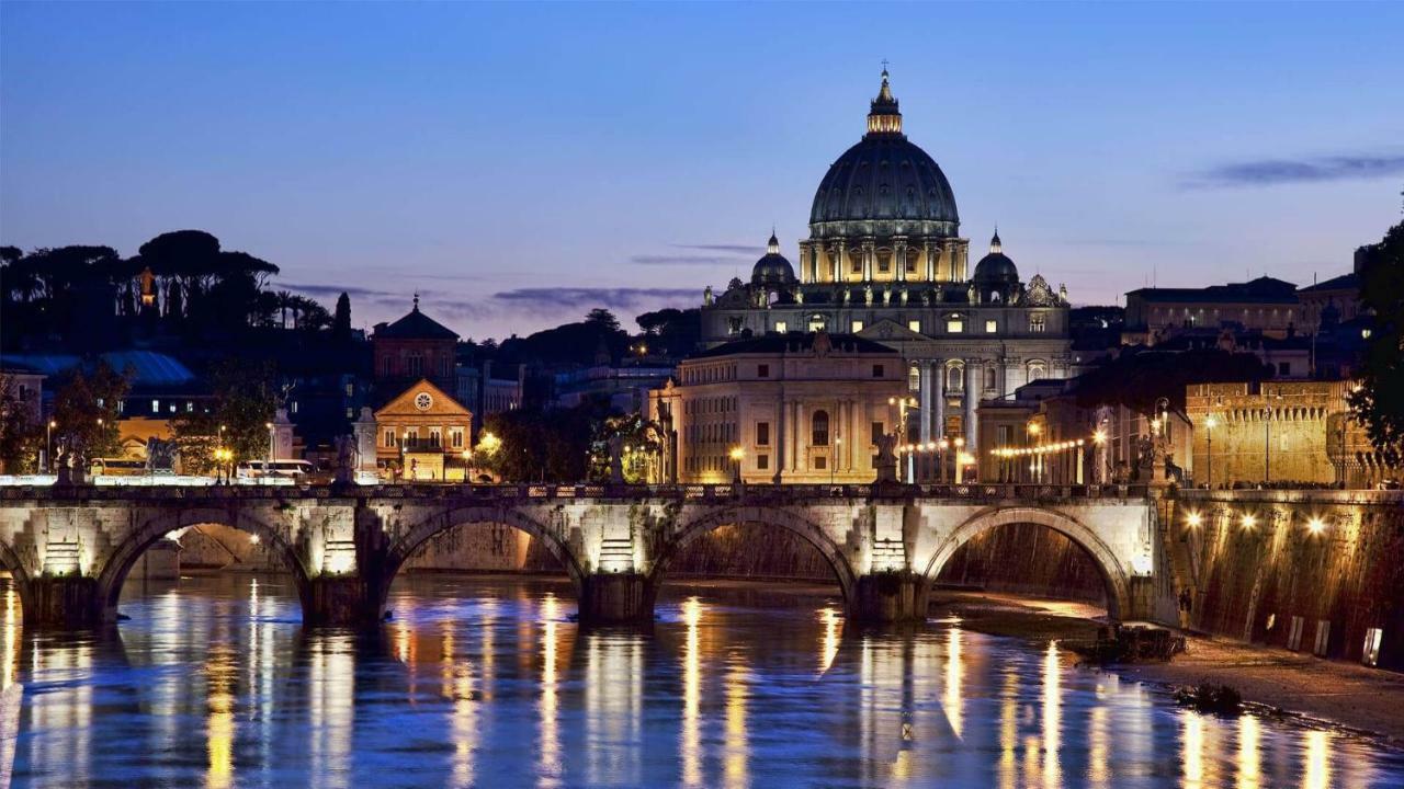 Romenjoy Colosseo Apartment *