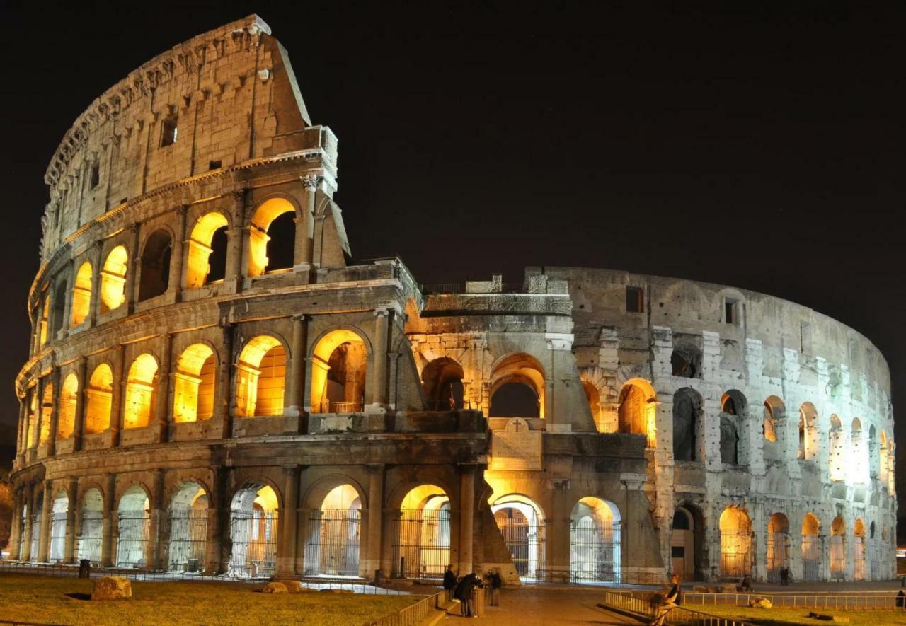 Romenjoy Colosseo * Rome