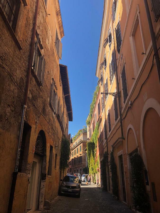 Romenjoy Colosseo Apartment *